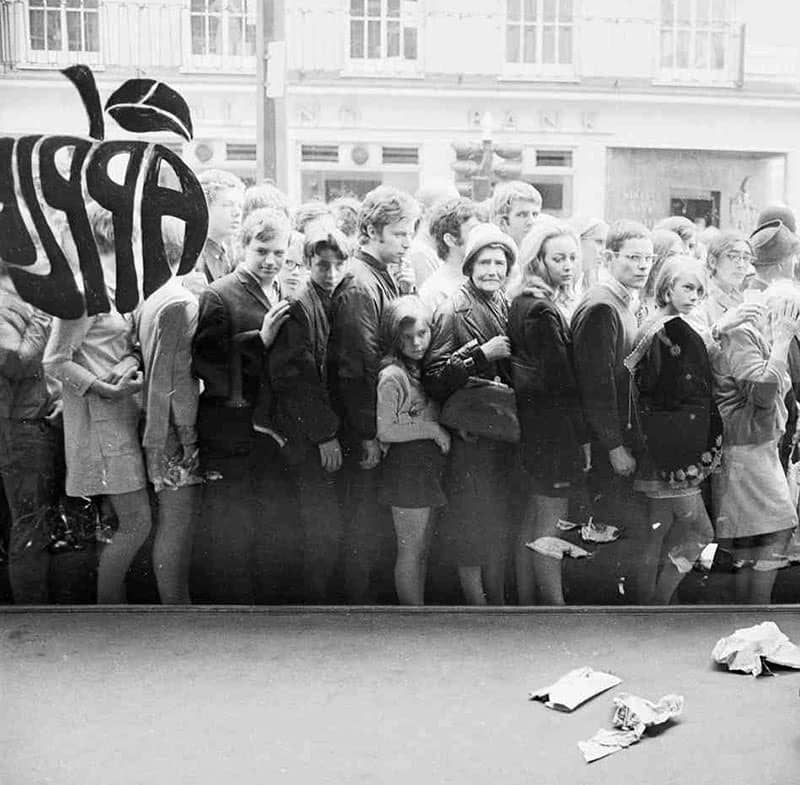 The Beatles' Apple Boutique closes down, 31 July 1968