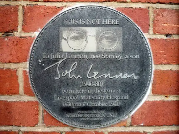 Plaque commemorating the birth of John Lennon, Liverpool Maternity Hospital