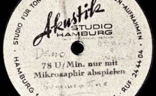 Label of 78rpm disc of Summertime, featuring Lu Walters and The Beatles, October 1960