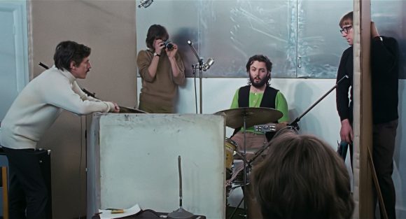 Derek Taylor, Ethan Russell, Paul McCartney, Mal Evans – Apple Studios, 22 January 1969