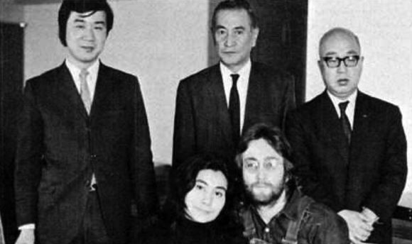 John Lennon and Yoko Ono with Toshiba executives in Tokyo, Japan, 20 January 1971