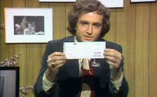 Lorne Michaels offers The Beatles $3,000 to reunite for NBC's Saturday Night, 24 April 1976