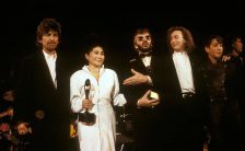 George Harrison, Yoko Ono, Ringo Starr, Julian Lennon and Sean Lennon at the Beatles' induction into the Rock And Roll Hall of Fame, 20 January 1988