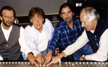 Ringo Starr, Paul McCartney, George Harrison, George Martin, 1995