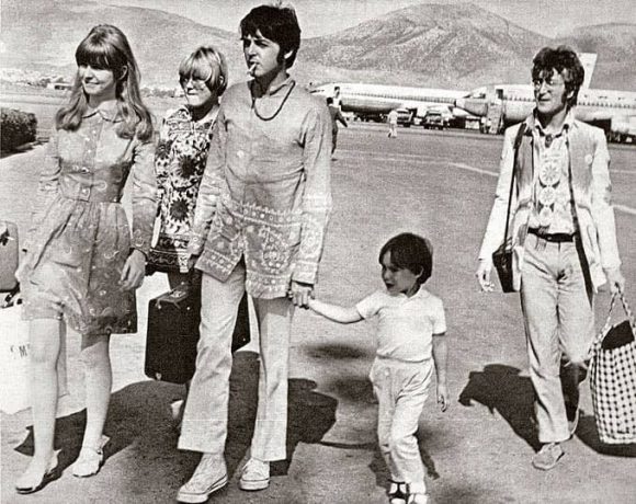 John Lennon and Paul McCartney arrive in Greece, July 1967