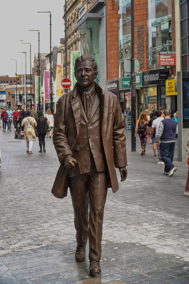 Brian Epstein statue, Liverpool, 2022