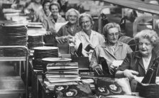 Rubber Soul production line, 1965