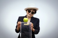 Yoko_with_Apple.jpg