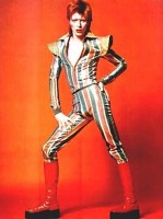 DavidBowie_ZiggyStardust_Platforms.jpg