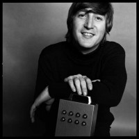 john_lennon_b_0.jpg