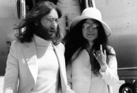 yoko_ono_und_john_lennon.jpg