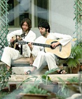 John-and-Paul-Rishikesh-1968.jpg