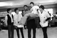 Muhammad-Ali-The-Beatles_MILIMA20150117_0049_3.jpg