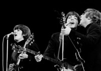 The-Beatles-live-Paris-1965-1.jpg